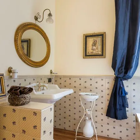 Willa Ortensia Laglio